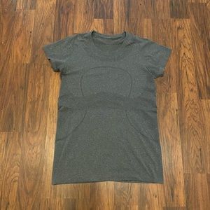 Lululemon Swiftly SS Gray Sz10